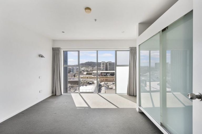 Photo of property in 253/21 Left Bank, Te Aro, Wellington, 6011