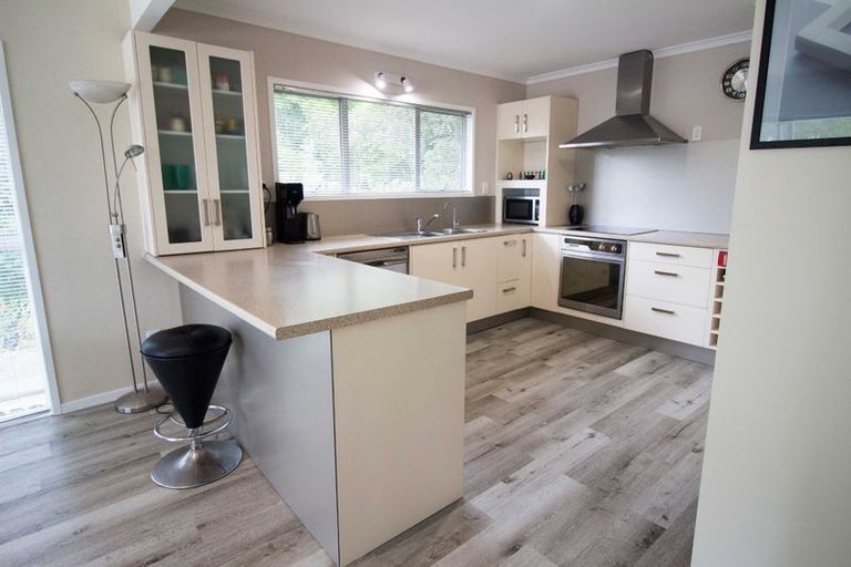 Photo of property in 36 Duncansby Road, Stanmore Bay, Whangaparaoa, 0932