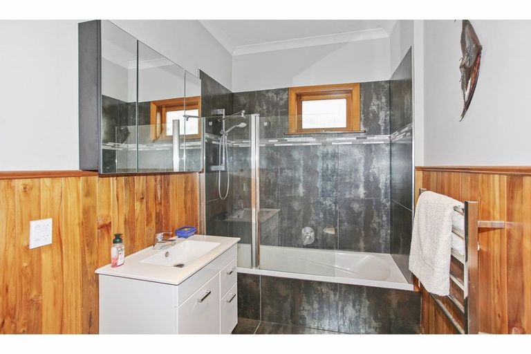 Photo of property in 31 Bunnythorpe Road, Papakura, 2110