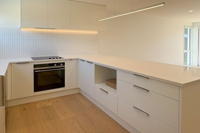 Photo of property in 2/14 Nayland Street, Sumner, Christchurch, 8081