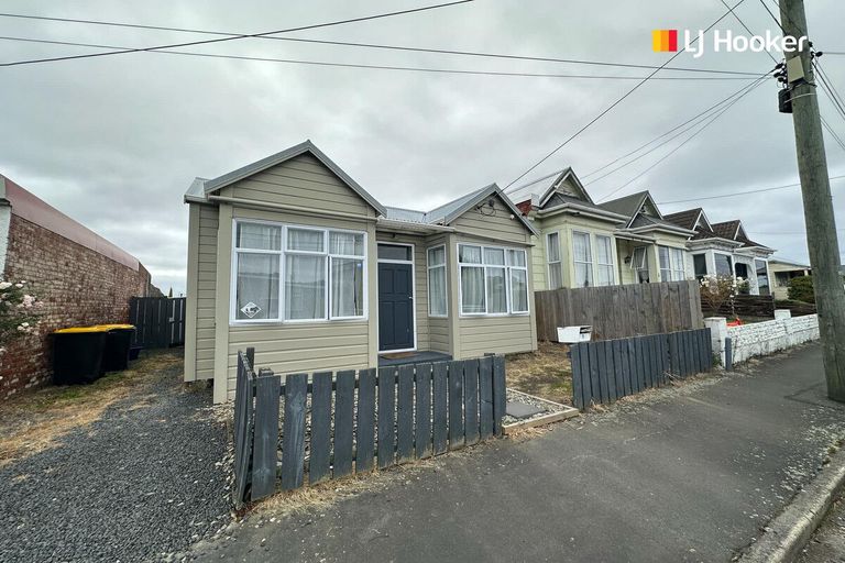 Photo of property in 4 Josephine Street, Caversham, Dunedin, 9012