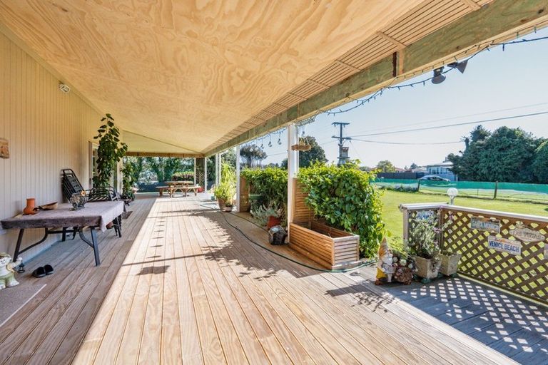 Photo of property in 38 Watson Road, Karamu, Hastings, 4172