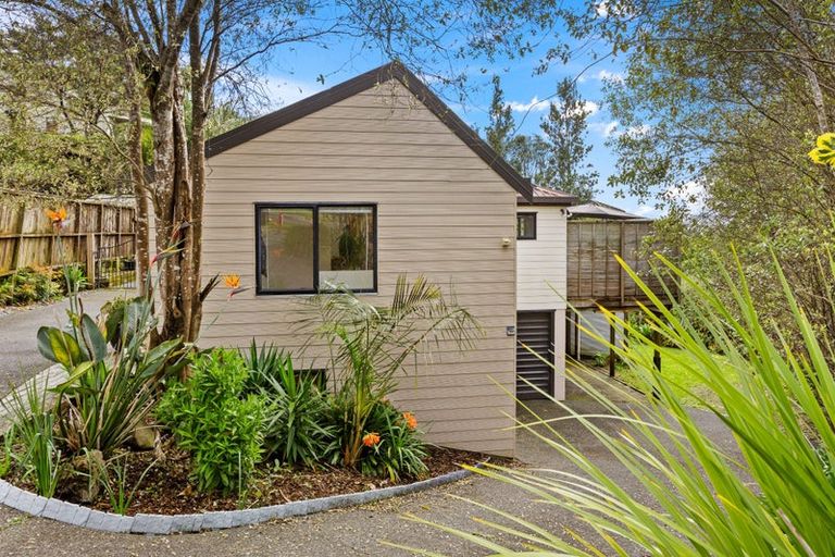 Photo of property in 2/64 Langana Avenue, Browns Bay, Auckland, 0630