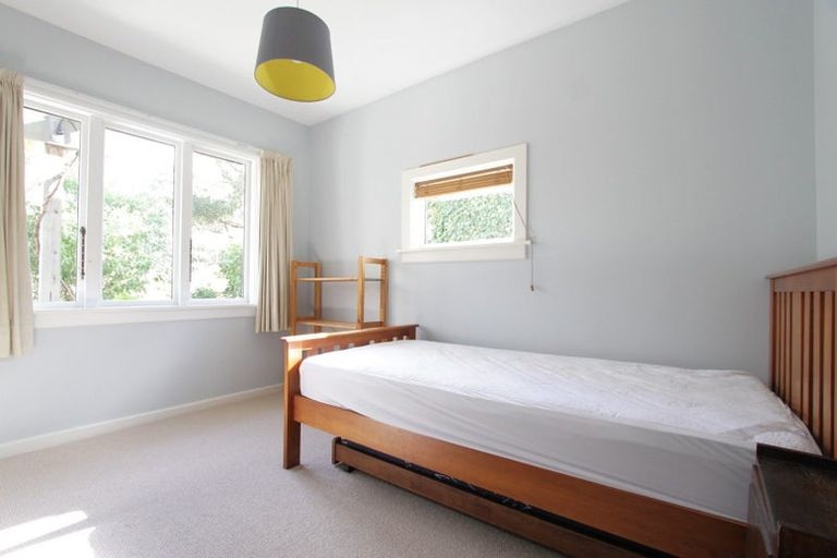 Photo of property in 79 Waimea Terrace, Beckenham, Christchurch, 8023