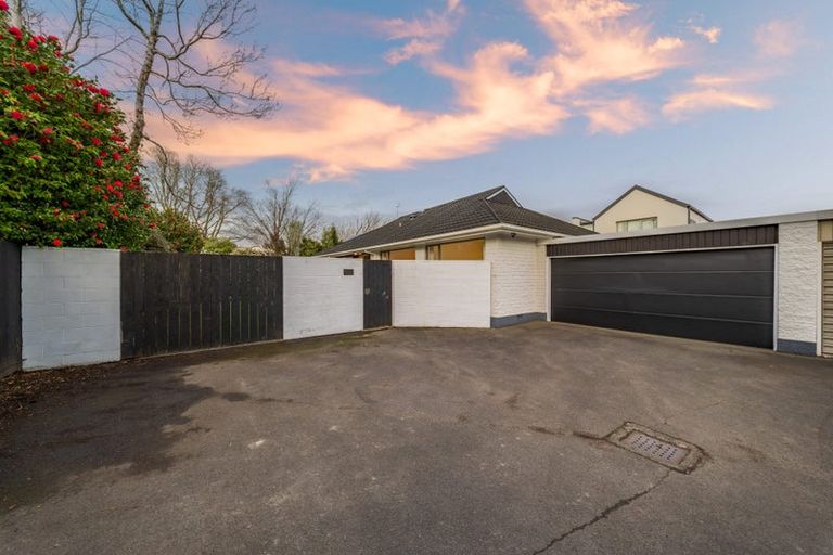 Photo of property in 2/282 Papanui Road, Merivale, Christchurch, 8052