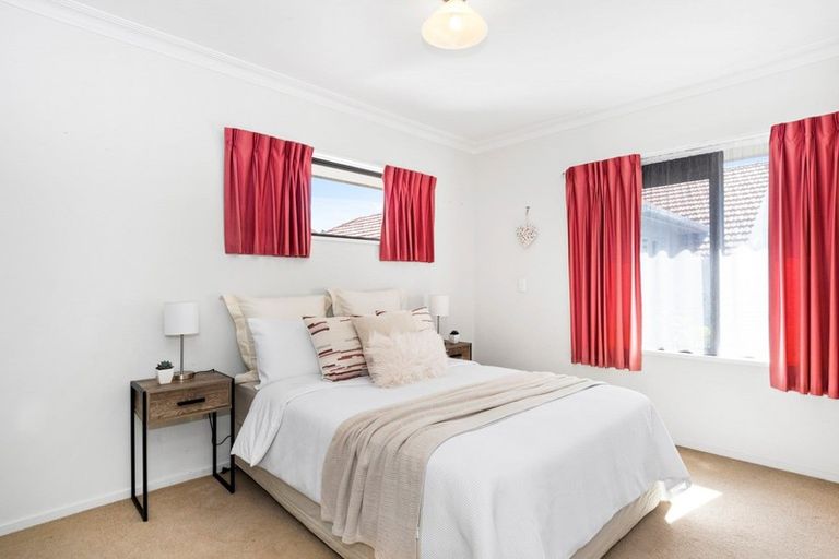 Photo of property in 1/14 Twelfth Avenue, Tauranga South, Tauranga, 3112