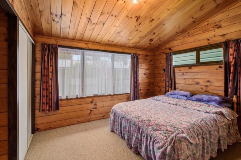 Photo of property in 13 Tumene Drive, Owhata, Rotorua, 3010