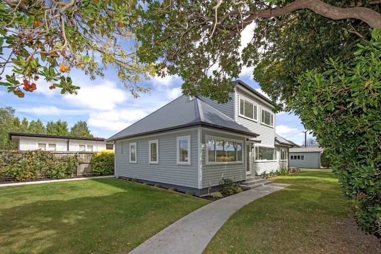 Photo of property in 241 Weston Road, St Albans, Christchurch, 8052