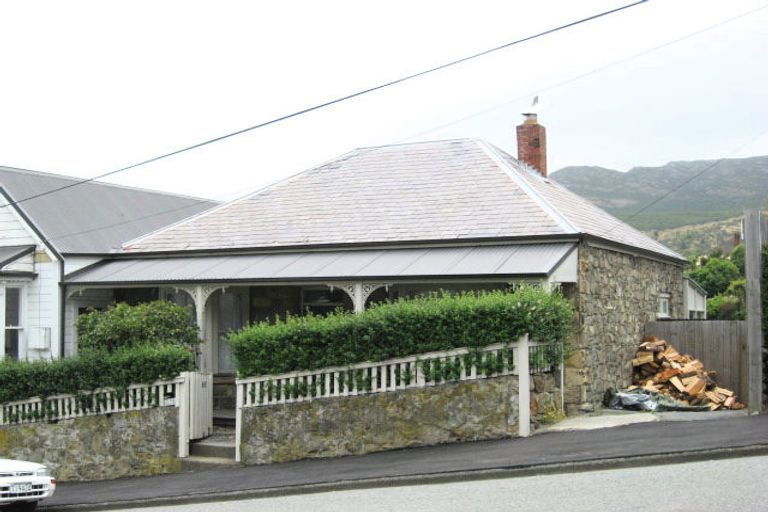 Photo of property in 75 Saint Davids Street, Lyttelton, 8082