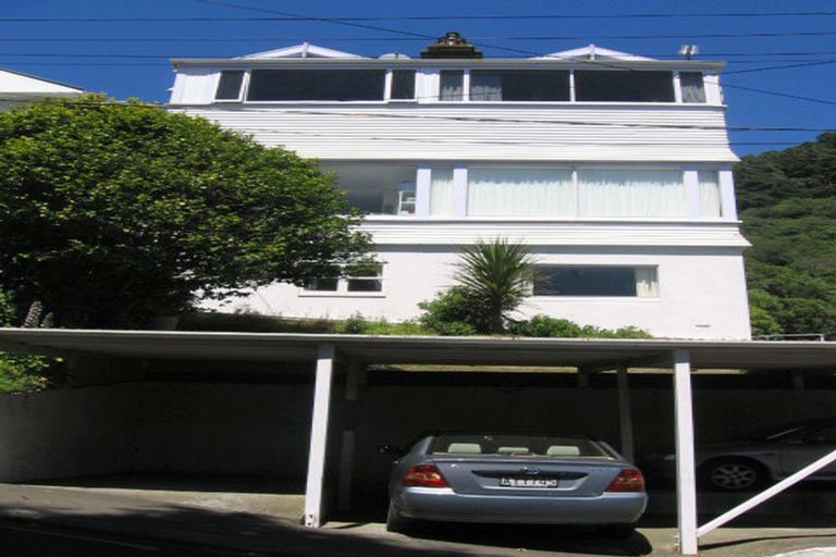 Photo of property in 2 Telford Terrace, Oriental Bay, Wellington, 6011