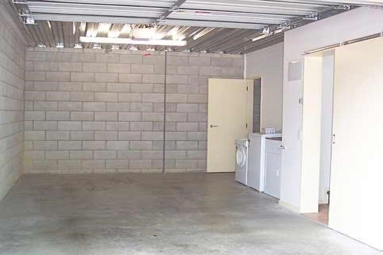 Photo of property in 19 Ballantrae Place, Thorndon, Wellington, 6011