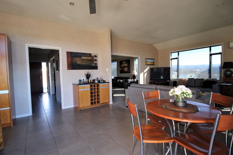 Photo of property in 16 Walnut Grove, Alexandra, 9320