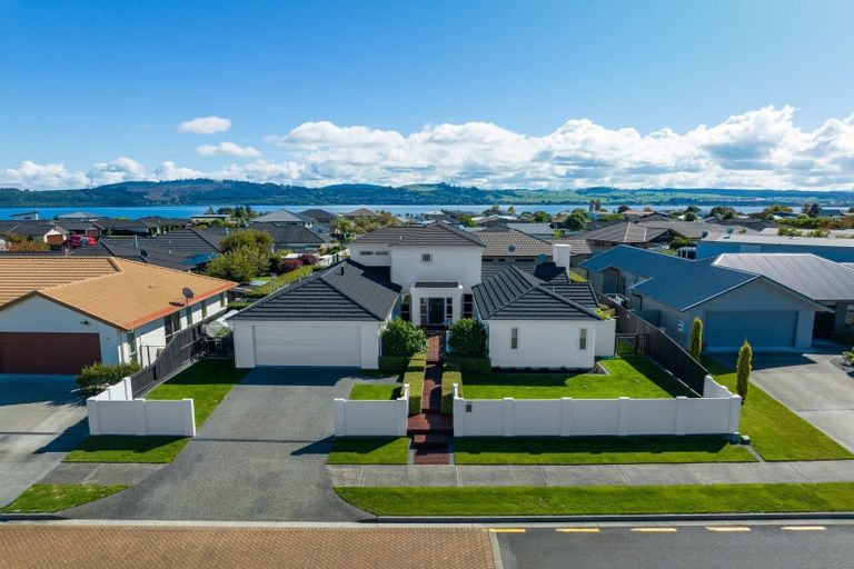 Photo of property in 148 Victory Drive, Wharewaka, Taupo, 3330