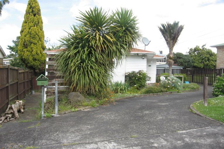 Photo of property in 16 Orchard Rise, Rosehill, Papakura, 2113