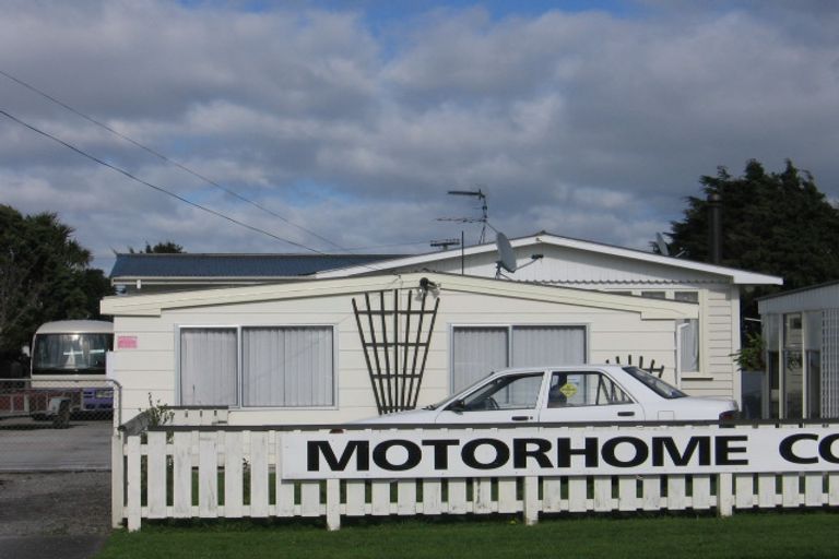 Photo of property in 116 Brandon Street, Featherston, 5710