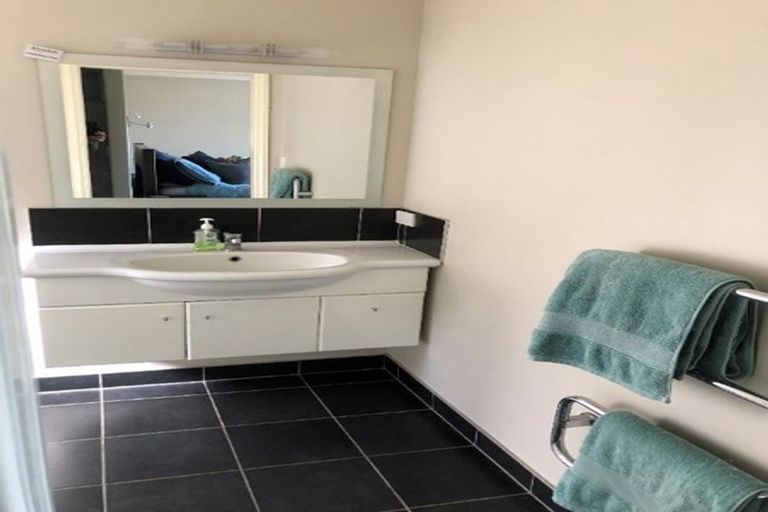 Photo of property in 43 Somerton Drive, Huntington, Hamilton, 3210