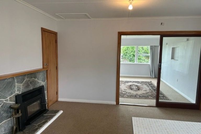 Photo of property in 11 Dittmer Street, Otaki, 5512