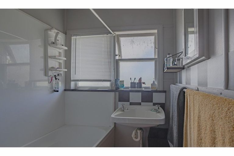 Photo of property in 32 Somerset Street, Watlington, Timaru, 7910