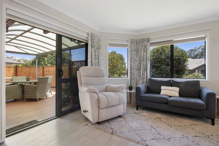 Photo of property in 2 Bransley Grove, Katikati, 3129