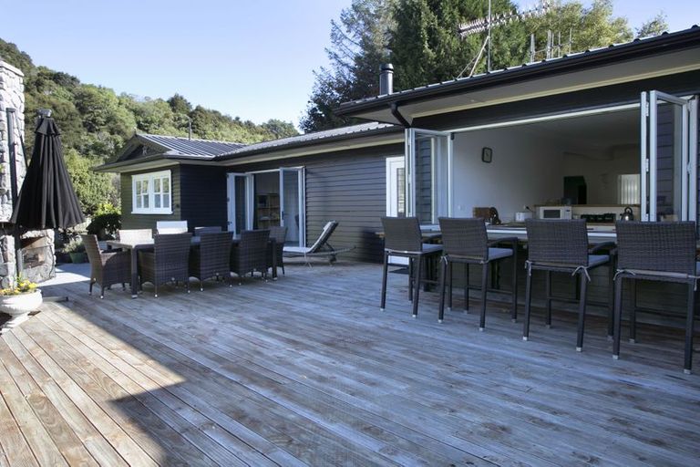 Photo of property in 29 Rereahu Avenue, Hatepe, Turangi, 3382