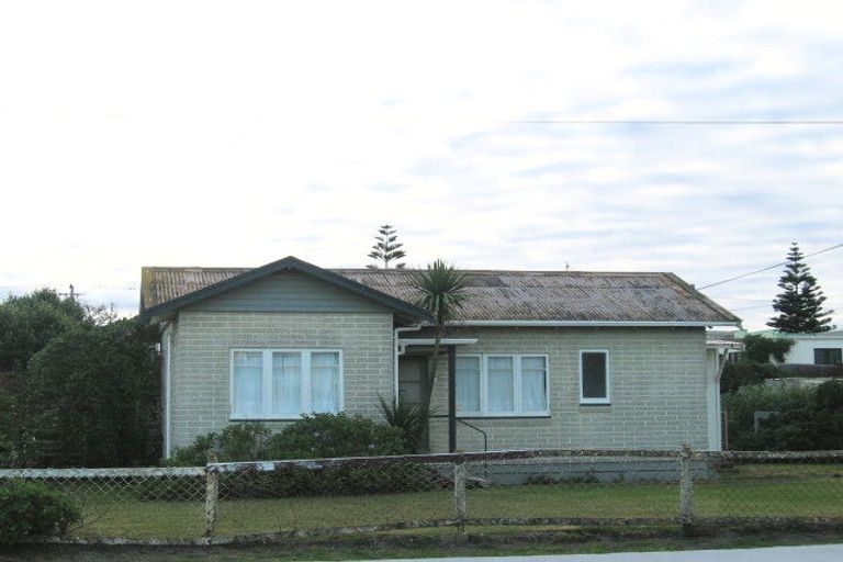 Photo of property in 59 Moana Street, Otaki Beach, Otaki, 5512