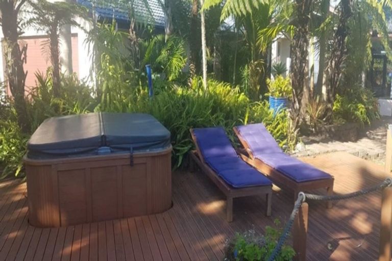 Photo of property in 28 Wallace Loop Road, Koputaroa, Levin, 5571