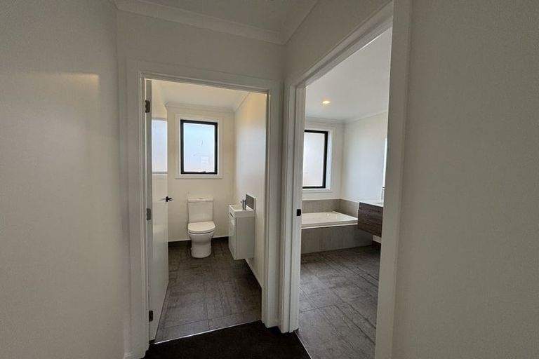 Photo of property in 16 Songpa Street, Halswell, Christchurch, 8025