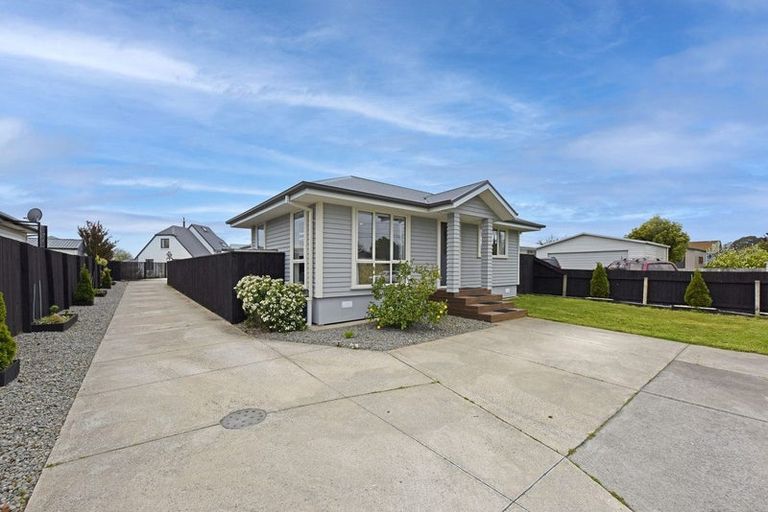 Photo of property in 35 Ottawa Road, Wainoni, Christchurch, 8061
