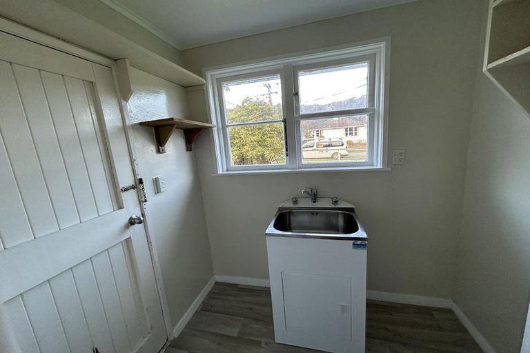 Photo of property in 37 Fleet Street, Naenae, Lower Hutt, 5011