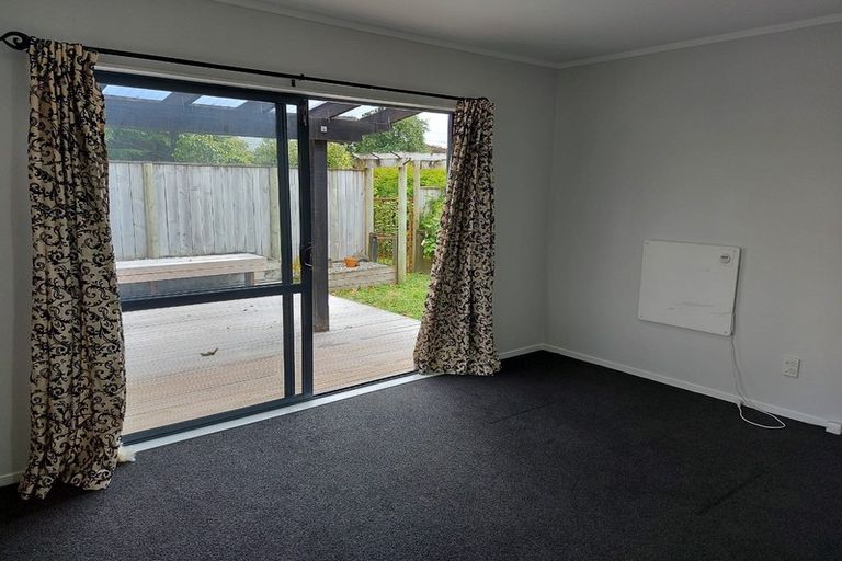 Photo of property in 1 Messines Avenue, Silverstream, Upper Hutt, 5019