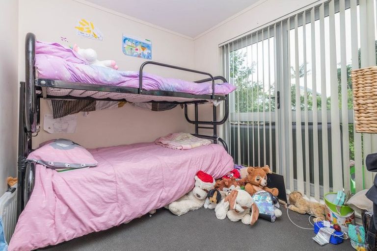 Photo of property in 205/26 Morningside Drive, Morningside, Auckland, 1025