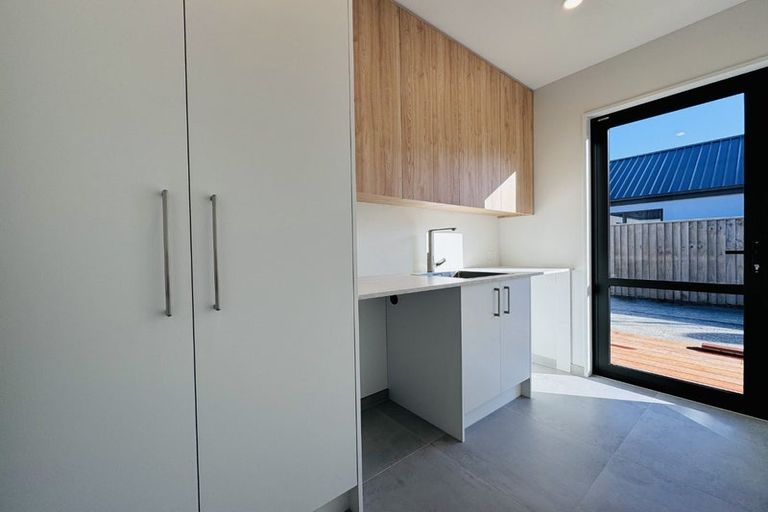 Photo of property in 1 Amberite Place, Harewood, Christchurch, 8051