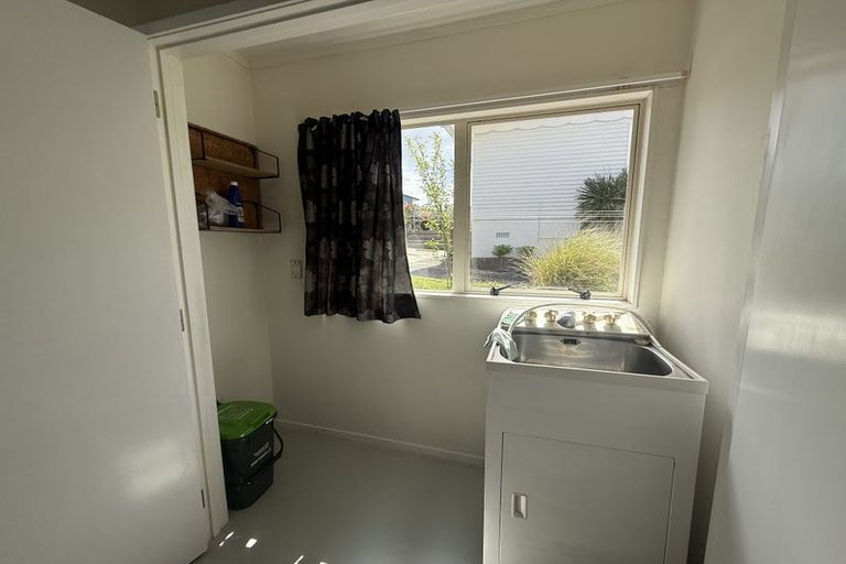 Photo of property in 25a Brightside Road, Stanmore Bay, Whangaparaoa, 0932