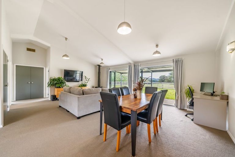 Photo of property in Woodhill Park, 148 Kakariki Way, Whitemans Valley, Upper Hutt, 5371