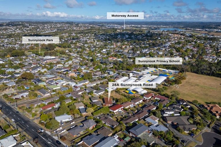 Photo of property in 28a Sunnynook Road, Sunnynook, Auckland, 0620