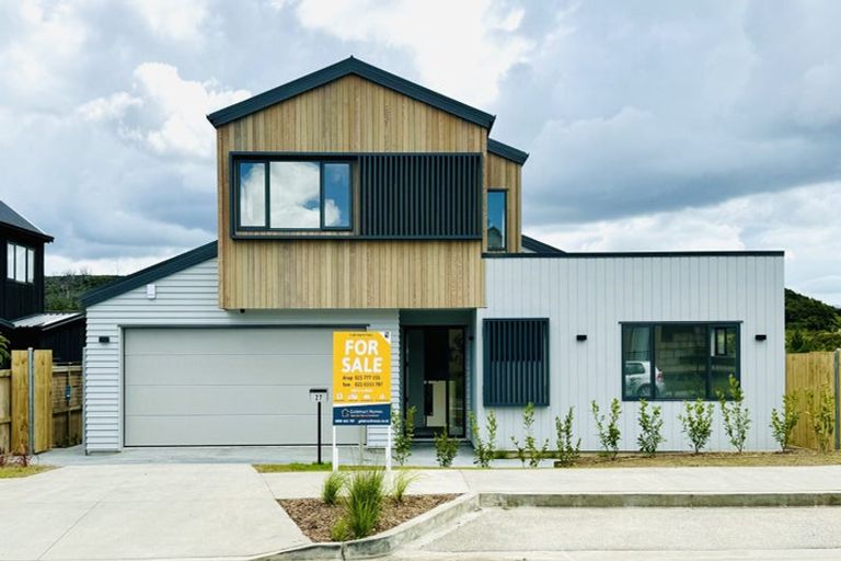 Photo of property in 27 Kotuitui Drive, Wainui, 0992