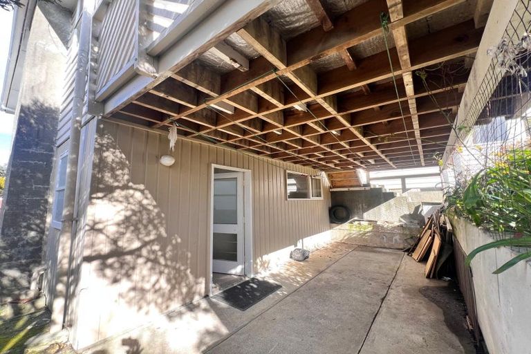 Photo of property in 8 Pope Street, Camborne, Porirua, 5026