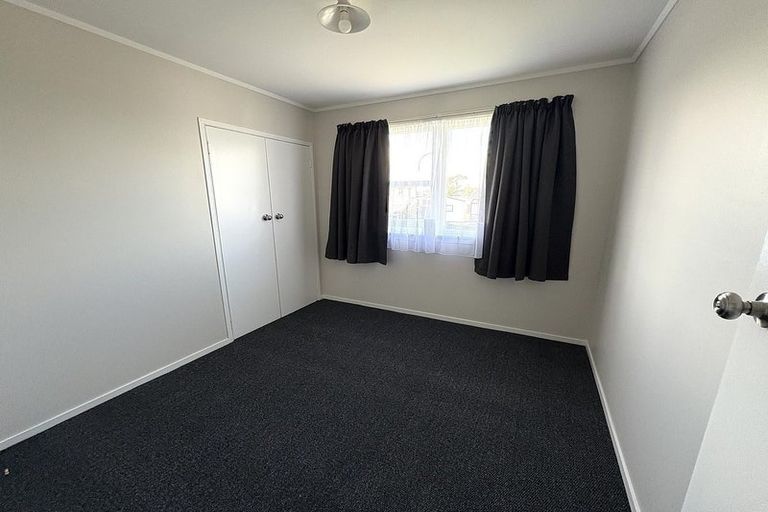 Photo of property in 2 Capella Place, Manurewa, Auckland, 2102