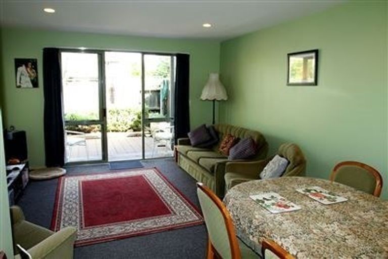 Photo of property in 21 Derby Street, St Albans, Christchurch, 8014