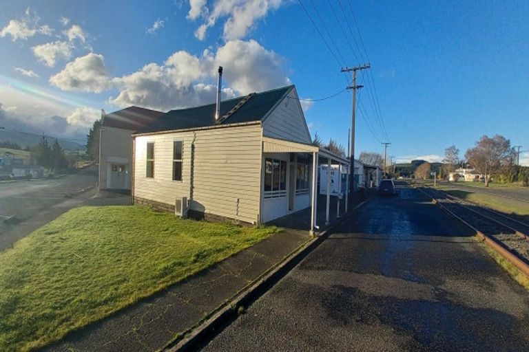 Photo of property in 80 Birchwood Road, Ohai, 9635