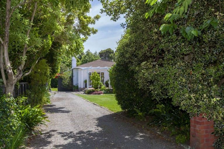 Photo of property in 29 Kohekohe Road, Waikanae, 5036