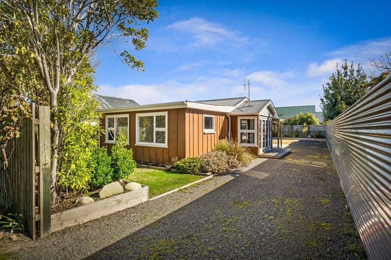 Photo of property in 14 Penfold Square, Leithfield, 7481