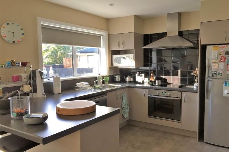 Photo of property in 13 Malta Crescent, South New Brighton, Christchurch, 8062