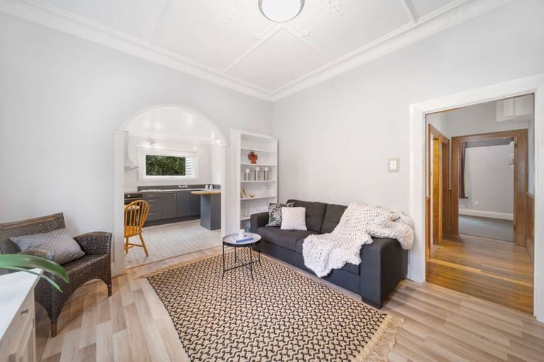 Photo of property in 104 Neidpath Road, Mornington, Dunedin, 9011