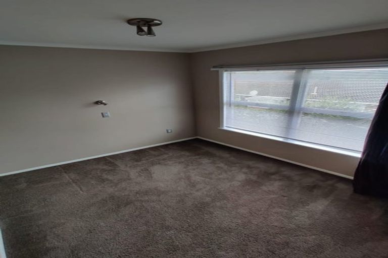 Photo of property in 4/44 Lake Road, Narrow Neck, Auckland, 0624