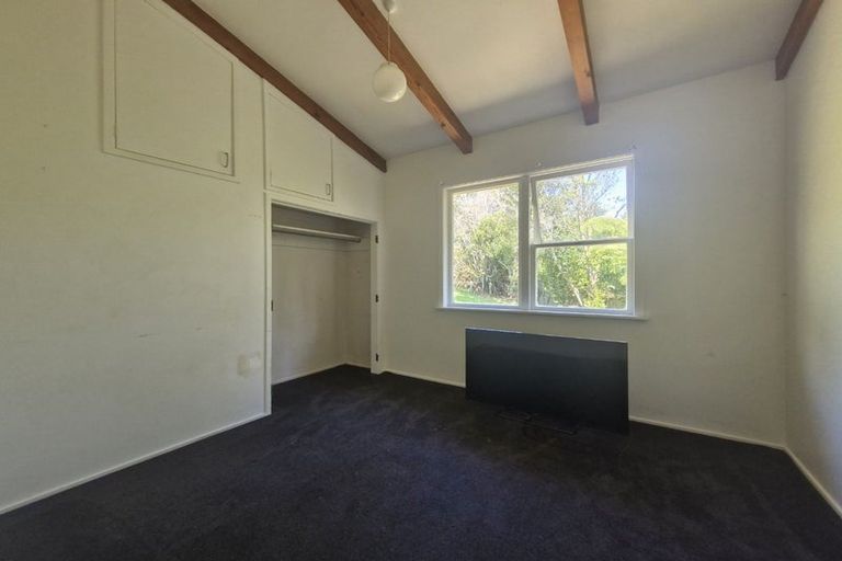 Photo of property in 4 Earl Road, Titirangi, Auckland, 0604