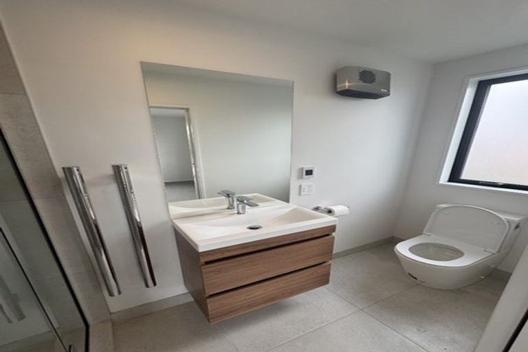 Photo of property in 1/13 Goldsmith Place, Waltham, Christchurch, 8023