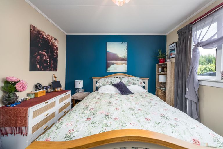 Photo of property in 35 Allan Street, Waimate, 7924