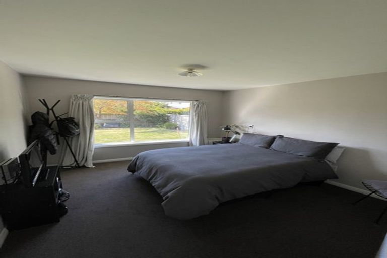 Photo of property in 1/10 Ryeland Avenue, Ilam, Christchurch, 8041
