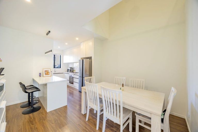 Photo of property in 27 Coast Garden Drive, Hobsonville, Auckland, 0616